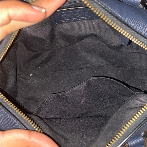 Authentic Coach purse - Picture 3 of 6